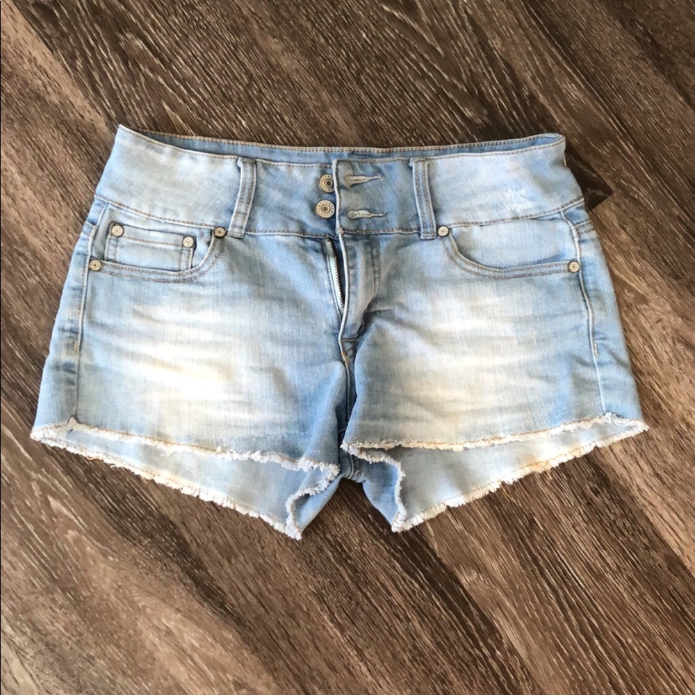 Light wash denim jean shorts